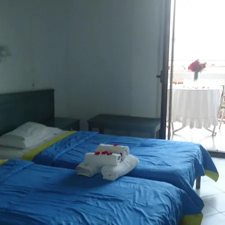 Koronis Hotel 2*